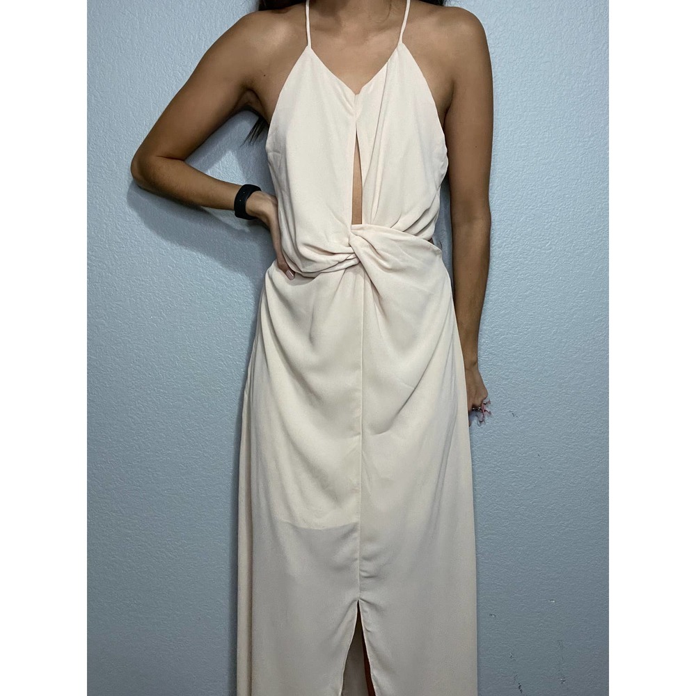 Everly cream cut out maxi dress size medium